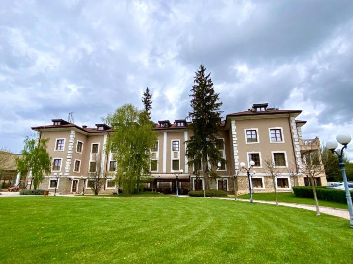 Midalidare Hotel & Spa Mogilovo المظهر الخارجي الصورة